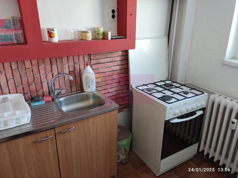 Garsoniera Vitan- zona Auchan.